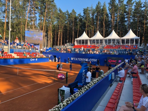 Кетовые павильоны на кортах на теннисном турнире Балтик Оупен (Baltic Open) в Юрмале (Латвия) Кетовые павильоны на кортах на теннисном турнире Балтик Оупен (Baltic Open) в Юрмале (Латвия)